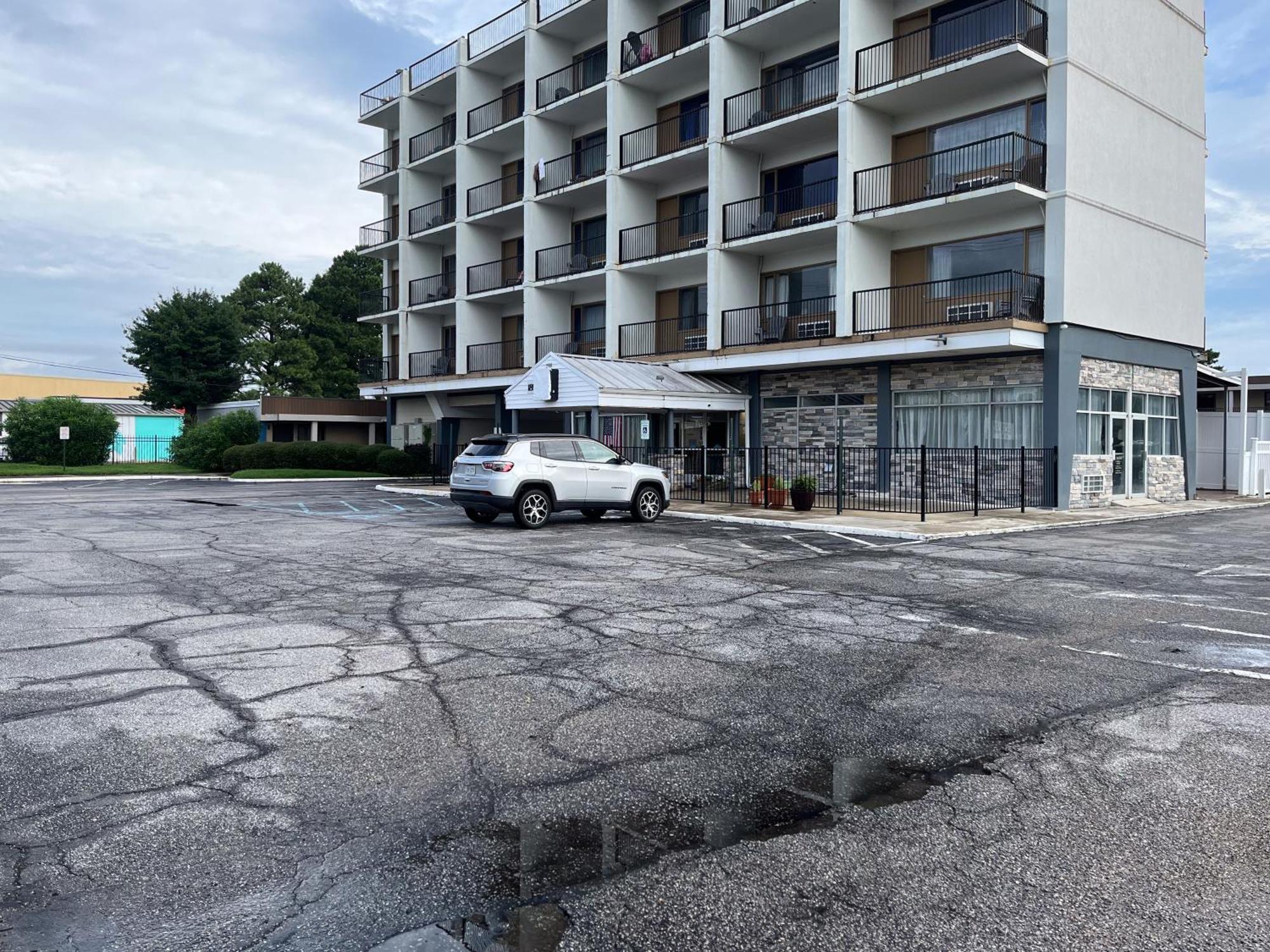 Motel 6 Norfolk, Va East Little Creek Exterior photo