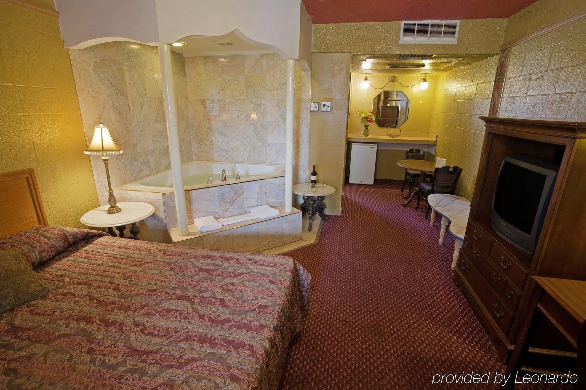 Motel 6 Norfolk, Va East Little Creek Exterior photo